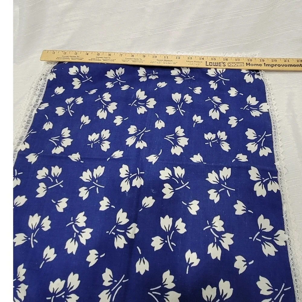 Vintage Blue White Floral Cloth Napkins Set of 8 Lace Trim Farmhouse Cottagecore